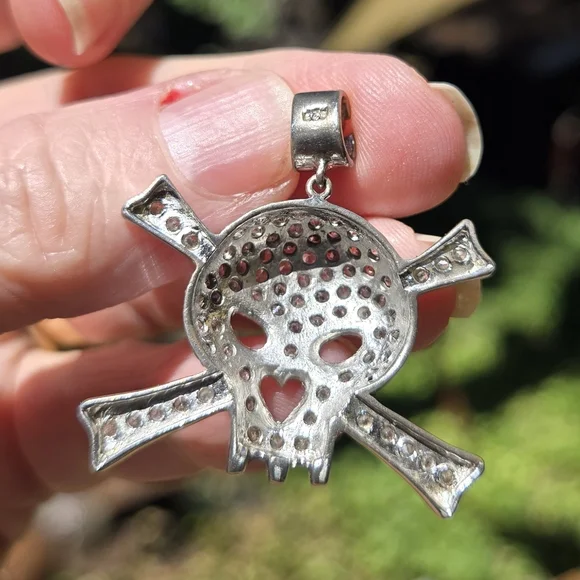 White Topaz Sterling Silver Skull Pendant Unisex - Picture 5 of 5